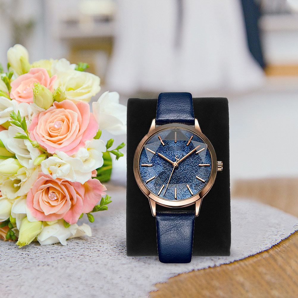 Jewelry Or Watches - 12 Almofadas Minimalistas para Exibição de
