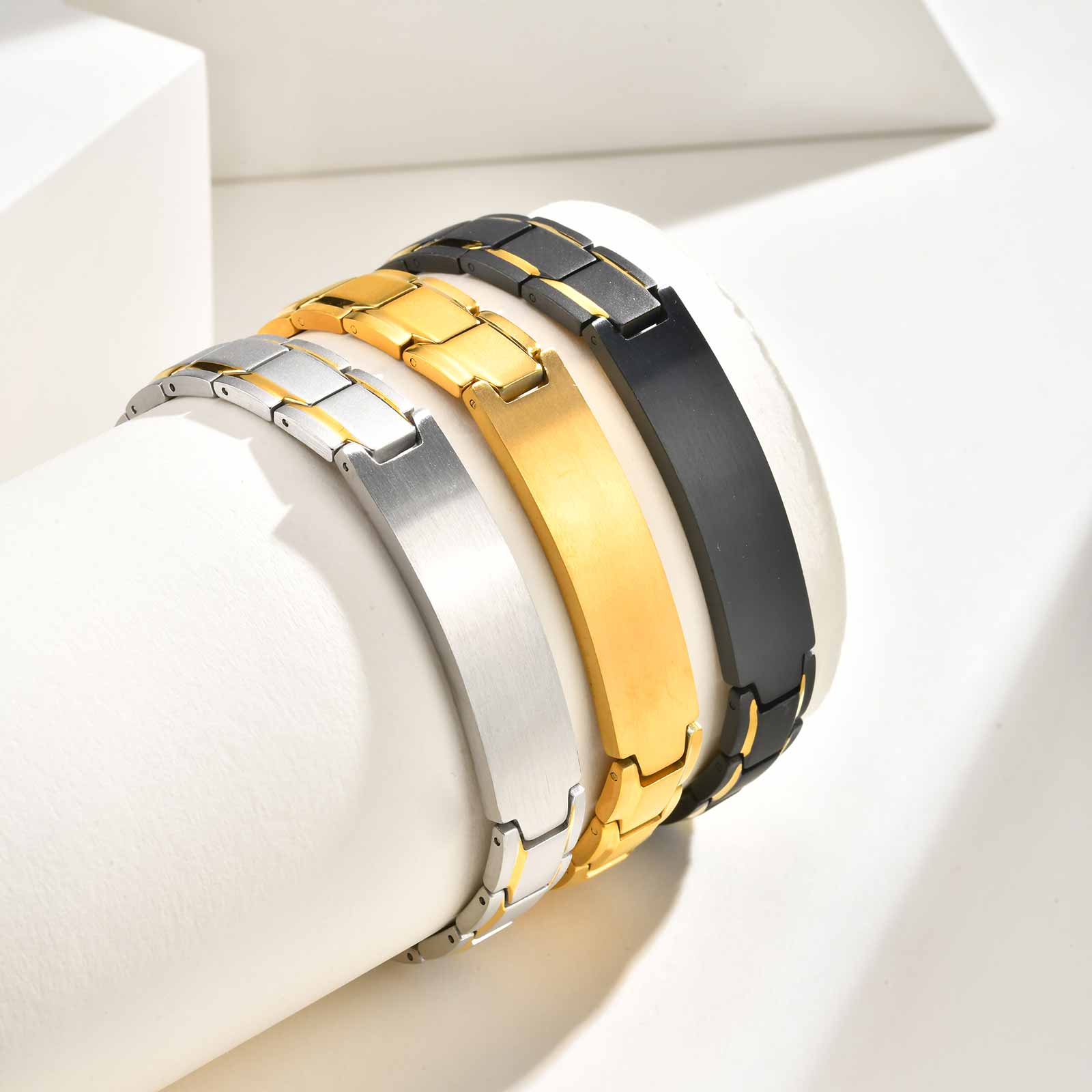 Pulseira gravada com texto de  - Jewelry Watches For Men avaliação e preço