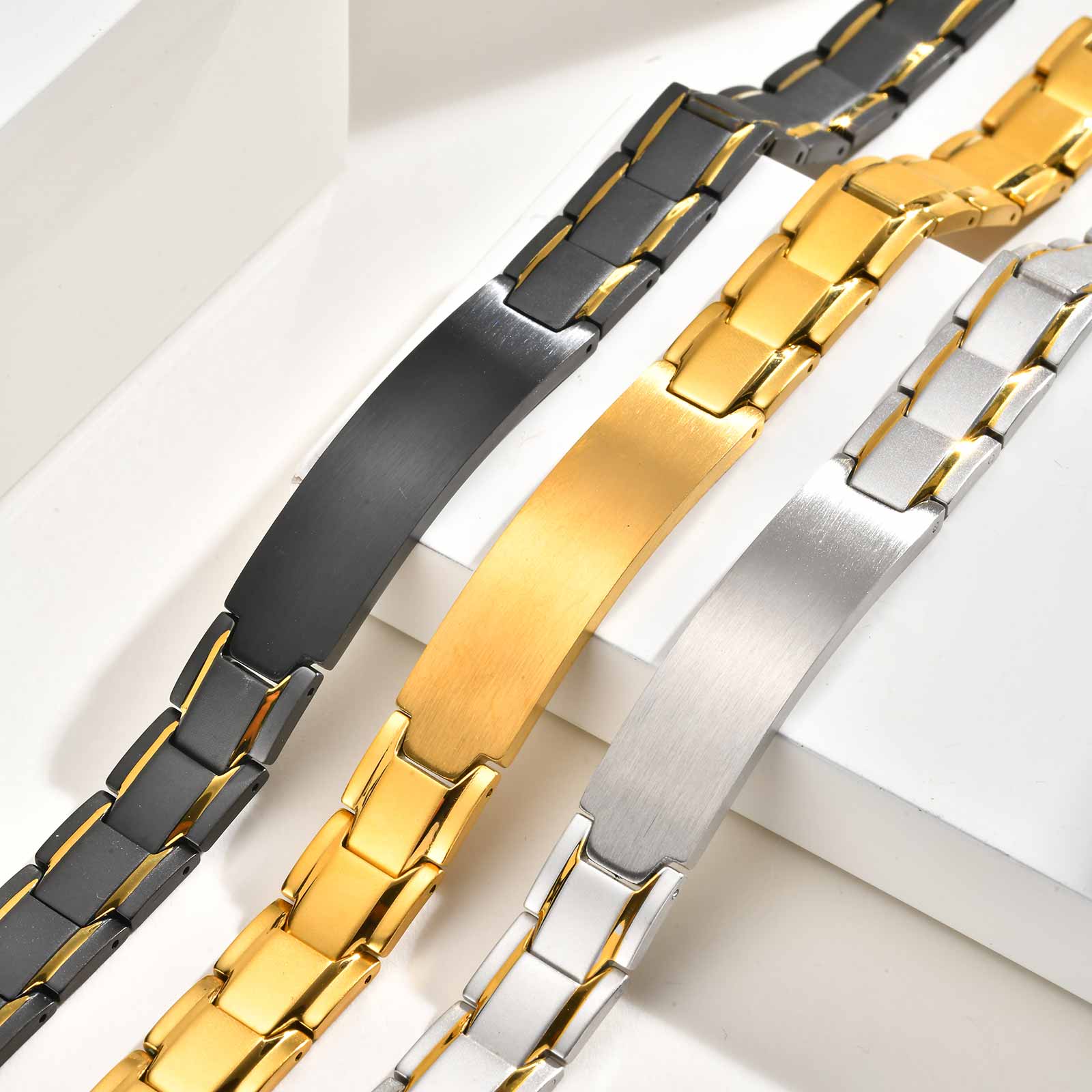 Pulseira gravada com texto de  - Jewelry Watches For Men avaliação e preço