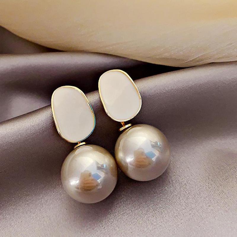 Grande marca de alta classe no - Pearl Stud Earrings avaliação e preço