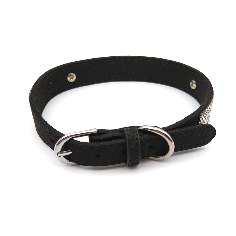 Gargantilha com letras de stra - Crystal Choker Necklace avaliação e preço